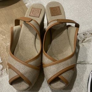 Tory Burch Wedges! Size 7